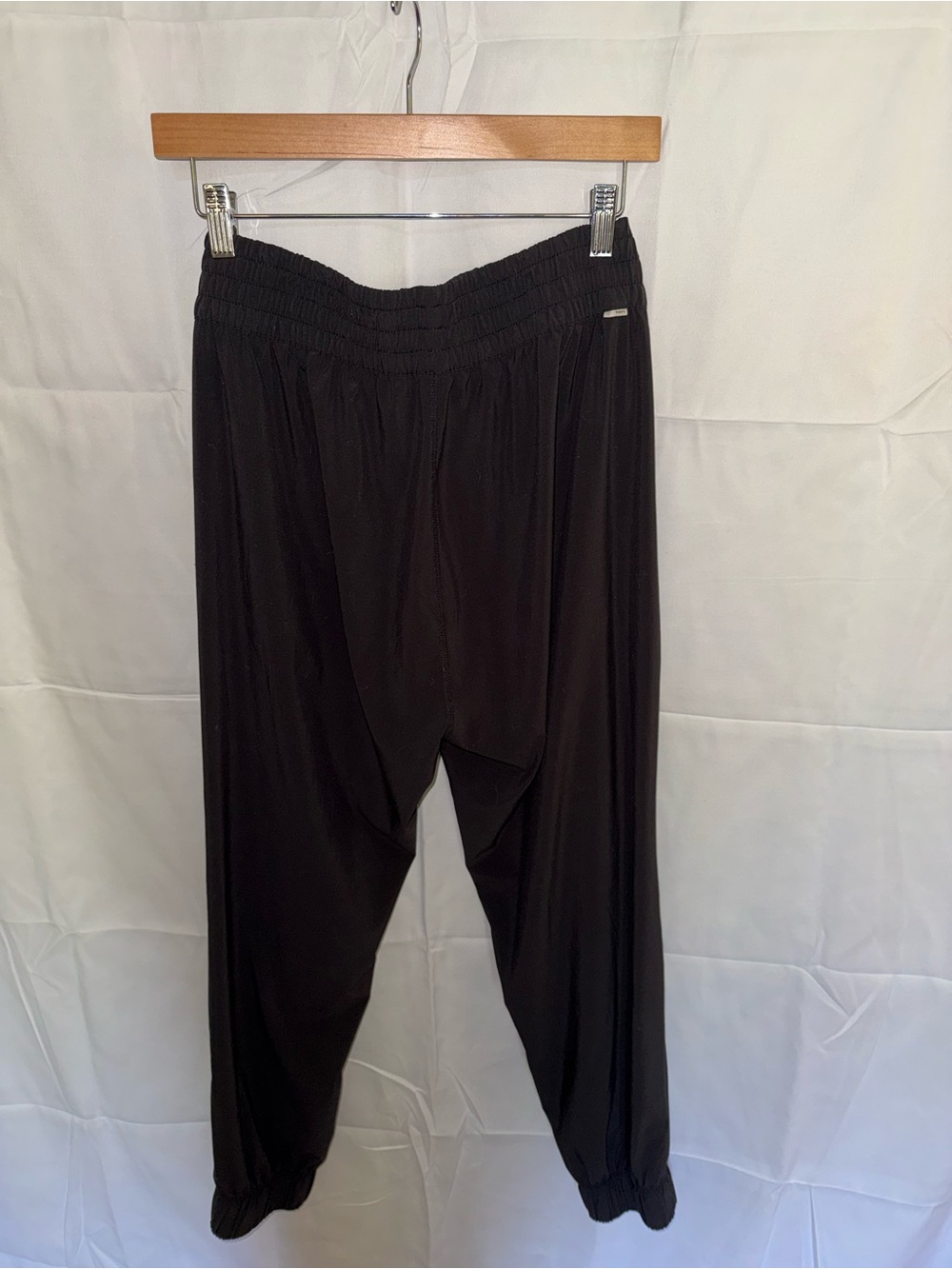 Vuori Black Harem-Style Joggers